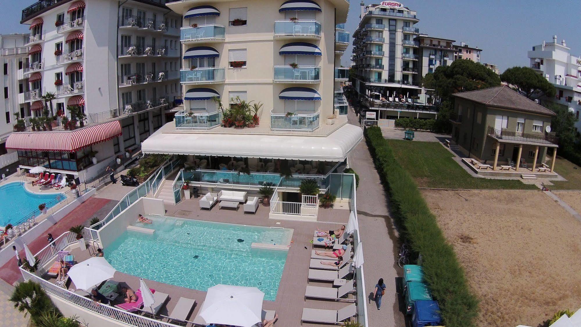 Hotel Canarie ลิโดดิเยโซโล ภายนอก รูปภาพ